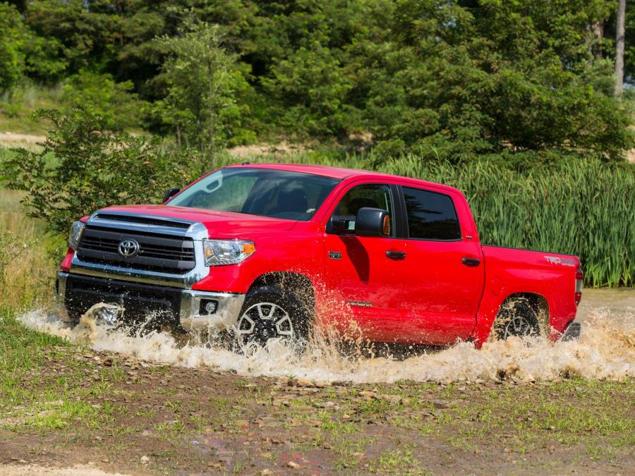  Toyota Tundra CrewMax SR5 by TRD 2013 года  (фото 7 из 10)